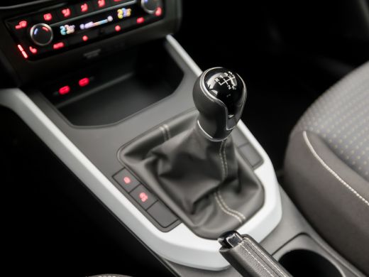 Seat Arona 1.0 TSI Sport (VIRTUAL COCKPIT, APPLE CARPLAY, GROOT NAVI, CLIMATE, STOELVERWARMING, SPORTSTOELEN... ActivLease financial lease