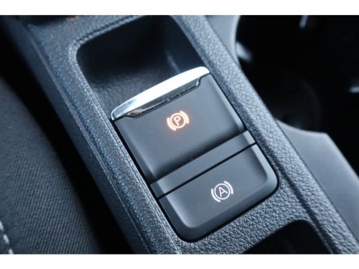 Skoda Octavia 110PK 1.0 e-TSI Business Edition | Cruise control | Keyless entry | Parkeersensor achter ActivLease financial lease