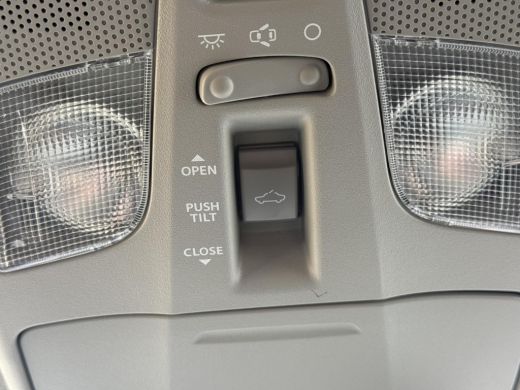 Suzuki Vitara 1.5 Hybrid Style **NAVIGATIE/ STOELVERWARMING/ DODEHOEK DETECTIE/ 36 MAANDEN GARANTIE** ActivLease financial lease