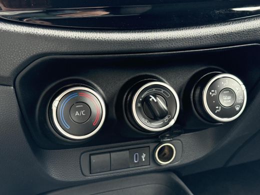 Toyota Aygo 1.0 VVT-i MT Play **ADAPTIEF CRUISE CONTROL/ AIRCO/ APPLE CARPLAY/ GARANTIE** ActivLease financial lease