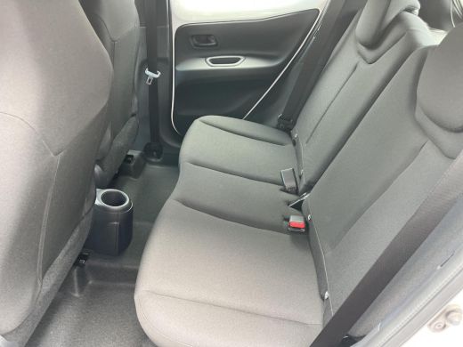 Toyota Aygo 1.0 VVT-i MT Play | Pure white | Nieuw uit voorraad leverbaar | ActivLease financial lease