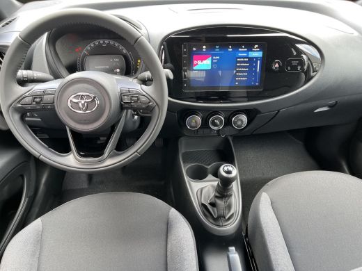 Toyota Aygo 1.0 VVT-i MT Play | Pure white | Nieuw uit voorraad leverbaar | ActivLease financial lease