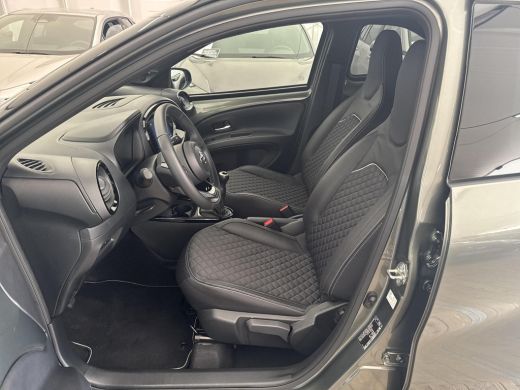 Toyota Aygo 1.0 VVT-i MT Premium Cabriodak | 06-10141018 Voor meer informatie ActivLease financial lease