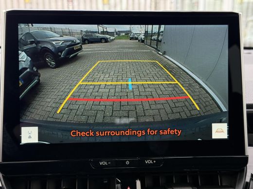 Toyota Corolla Cross Hybrid 140 Active **SAFETY PACK/ MODELJAAR 2025/ NIEUWE AUTO/ DIRECT LEVERBAAR** ActivLease financial lease