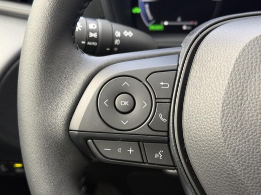 Toyota Corolla Cross Hybrid 140 Active **SAFETY PACK/ MODELJAAR 2025/ NIEUWE AUTO/ DIRECT LEVERBAAR** ActivLease financial lease