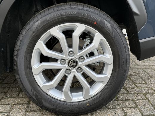 Toyota Corolla Cross Hybrid 140 Active **SAFETY PACK/ MODELJAAR 2025/ NIEUWE AUTO/ DIRECT LEVERBAAR** ActivLease financial lease