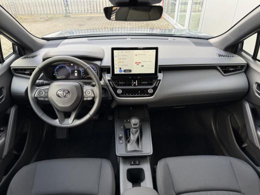 Toyota Corolla Cross Hybrid 140 Active **SAFETY PACK/ MODELJAAR 2025/ NIEUWE AUTO/ DIRECT LEVERBAAR** ActivLease financial lease