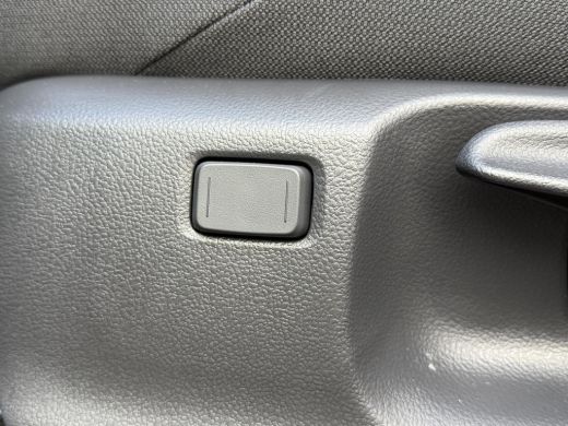 Toyota Corolla Cross Hybrid 140 Active **SAFETY PACK/ MODELJAAR 2025/ NIEUWE AUTO/ DIRECT LEVERBAAR** ActivLease financial lease