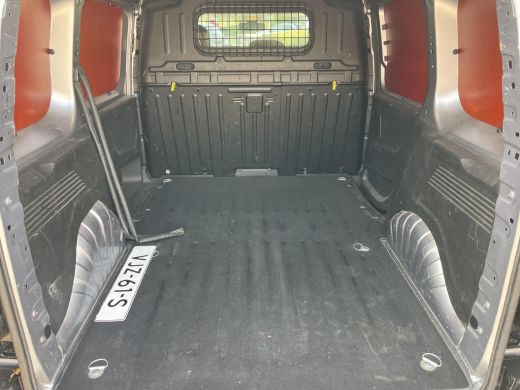 Toyota ProAce 1.5 D-4D Cool Comfort | Trekhaak | Airco | Achterdeuren met ramen | 3 Zitplaatsen | ActivLease financial lease