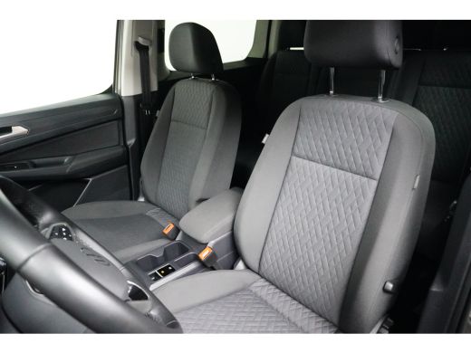 Volkswagen Caddy Life Maxi eHybrid 7 Persoons | Camera achter | PDC V+A | Stoelverwarming | Apple Carplay | ActivLease financial lease
