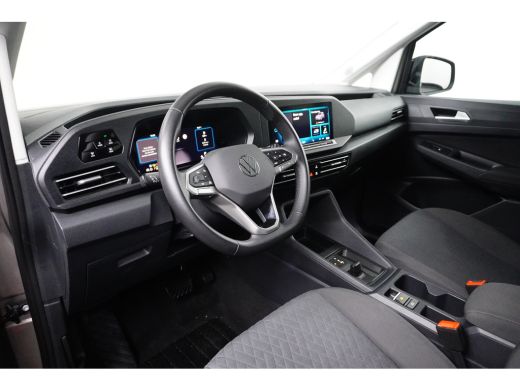 Volkswagen Caddy Life Maxi eHybrid 7 Persoons | Camera achter | PDC V+A | Stoelverwarming | Apple Carplay | ActivLease financial lease