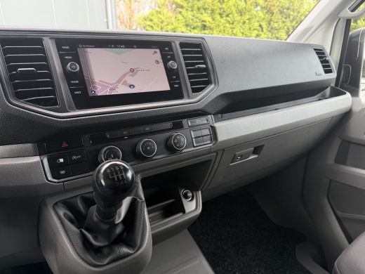 Volkswagen Crafter 35 2.0 TDI HIGHLINE+ / L3H3 / 750 KG DHOLLANDIA HYDR. LAADKLEP / AIRCO / CRUISE / NAVI / CAMERA /... ActivLease financial lease