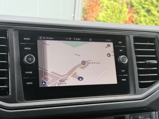 Volkswagen Crafter 35 2.0 TDI HIGHLINE+ / L3H3 / 750 KG DHOLLANDIA HYDR. LAADKLEP / AIRCO / CRUISE / NAVI / CAMERA /... ActivLease financial lease