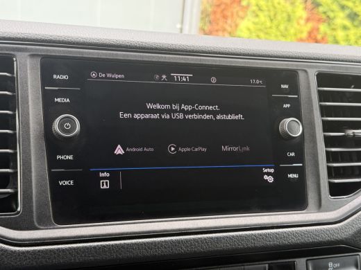 Volkswagen Crafter 35 2.0 TDI HIGHLINE+ / L3H3 / 750 KG DHOLLANDIA HYDR. LAADKLEP / AIRCO / CRUISE / NAVI / CAMERA /... ActivLease financial lease