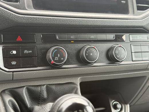 Volkswagen Crafter 35 2.0 TDI HIGHLINE+ / L3H3 / 750 KG DHOLLANDIA HYDR. LAADKLEP / AIRCO / CRUISE / NAVI / CAMERA /... ActivLease financial lease