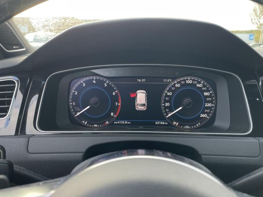 Volkswagen Golf 1.5 TSi 150 Pk Automaat Highline Business R-Line | Dynaudio | Volledig Leder | Camera | CarPlay |... ActivLease financial lease