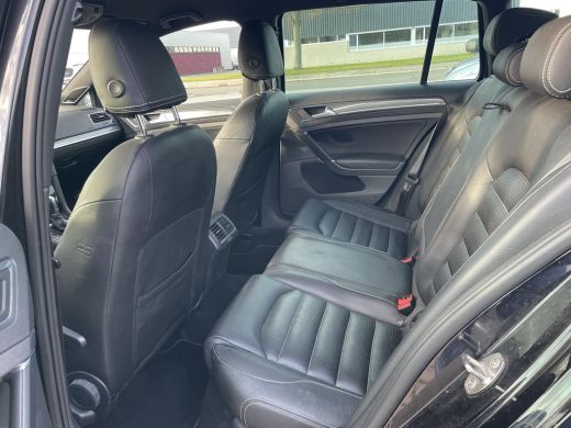 Volkswagen Golf 1.5 TSi 150 Pk Automaat Highline Business R-Line | Dynaudio | Volledig Leder | Camera | CarPlay |... ActivLease financial lease