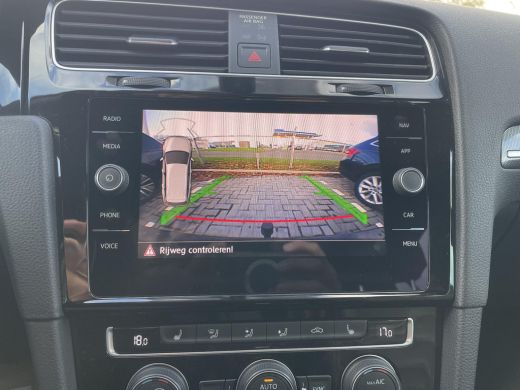 Volkswagen Golf 1.5 TSi 150 Pk Automaat Highline Business R-Line | Dynaudio | Volledig Leder | Camera | CarPlay |... ActivLease financial lease