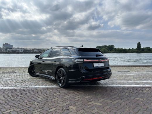 Volkswagen ID.7 Pro Limited Edition 77 kWh | Uit voorraad leverbaar | Adaptive Cruise control  met stop&go en stu... ActivLease financial lease