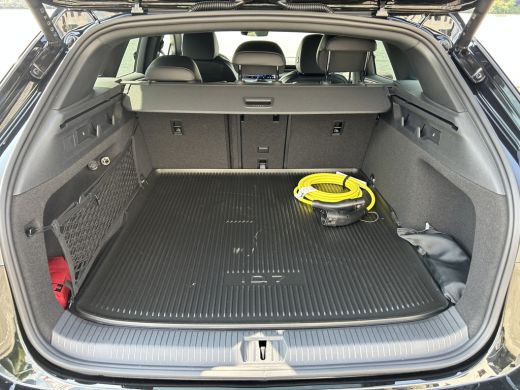 Volkswagen ID.7 Pro Limited Edition 77 kWh | Uit voorraad leverbaar | Adaptive Cruise control  met stop&go en stu... ActivLease financial lease