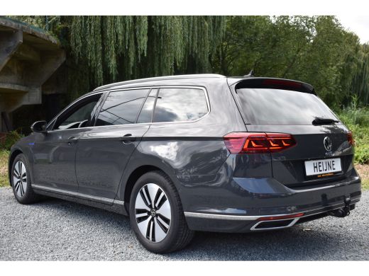Volkswagen Passat Variant 218PK DSG HYBRID GTE BUSINESS LEDER/CAMERA/TREKHAAK/IQ-LIGHT ActivLease financial lease