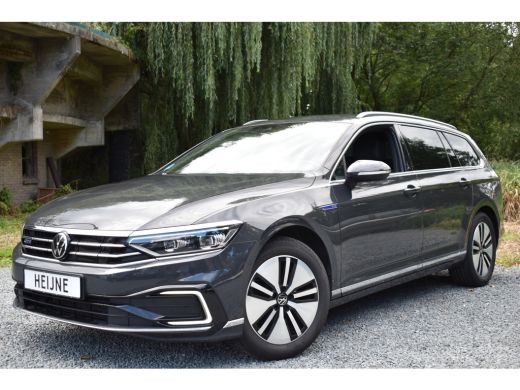 Volkswagen Passat Variant 218PK DSG HYBRID GTE BUSINESS LEDER/CAMERA/TREKHAAK/IQ-LIGHT ActivLease financial lease
