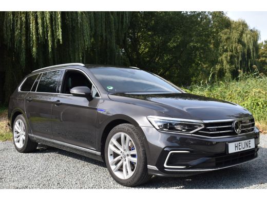 Volkswagen Passat Variant 218PK DSG HYBRID GTE BUSINESS TREKHAAK/IQ-LIGHT/VIRTUAL/LEDER ActivLease financial lease