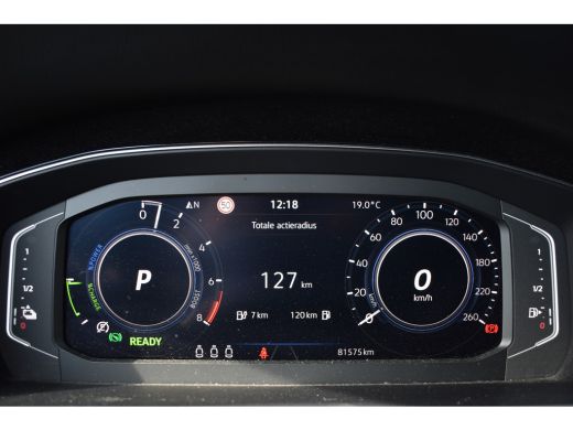 Volkswagen Passat Variant 218PK DSG HYBRID GTE BUSINESS TREKHAAK/IQ-LIGHT/VIRTUAL/LEDER ActivLease financial lease