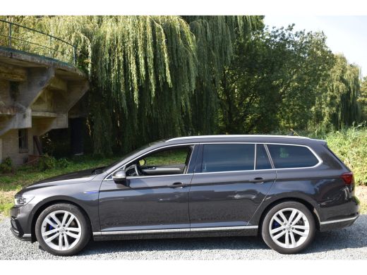 Volkswagen Passat Variant 218PK DSG HYBRID GTE BUSINESS TREKHAAK/IQ-LIGHT/VIRTUAL/LEDER ActivLease financial lease