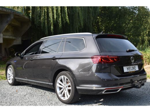 Volkswagen Passat Variant 218PK DSG HYBRID GTE BUSINESS TREKHAAK/IQ-LIGHT/VIRTUAL/LEDER ActivLease financial lease