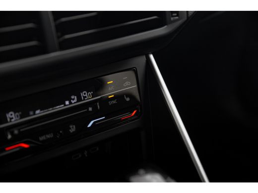 Volkswagen Polo 1.0 TSI 95pk Life Edition | Keyless | Navigatie | Climate Control | Achteruitrijcamera ActivLease financial lease