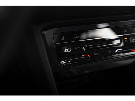 Volkswagen Tiguan 1.4 TSI 245pk eHybrid | Panoramadak | Trekhaak | | Cruise control adaptief | Elektrisch glazen pa... ActivLease financial lease