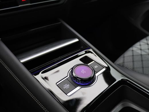 Volkswagen Tiguan 1.5 eHybrid R-Line Edition 272PK DSG Pano-Schuifdak, Trekhaak, 360gr. camera, Adaptieve Cruise Co... ActivLease financial lease