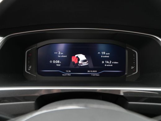 Volkswagen Tiguan 1.5 TSI ACT 150pk DSG Highline R-Line Panorama Camera Trekhaak Keyless Carplay 173 ActivLease financial lease