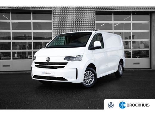Volkswagen Transporter 2.0 TDI L1H1 28 Style | Apple Carplay/Android Auto | Buitenspiegels elektrisch inklapbaar | Buite... Volkswagen Transporter 2.0 TDI L1H1 28 Style | Apple Carplay/Android Auto | Buitenspiegels elektrisch inklapbaar | Buite...