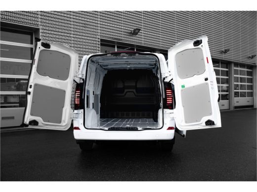 Volkswagen Transporter 2.0 TDI L1H1 28 Style | Apple Carplay/Android Auto | Buitenspiegels elektrisch inklapbaar | Buite... ActivLease financial lease