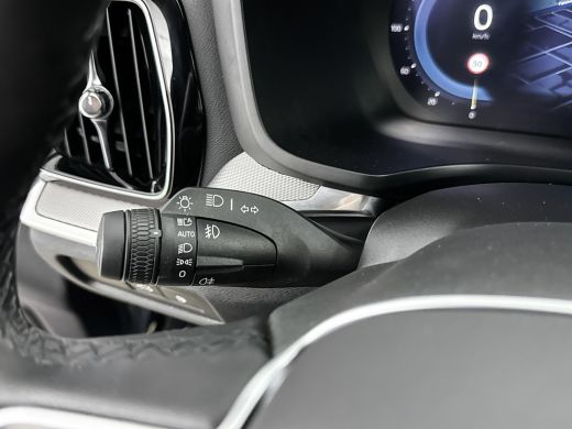 Volvo  V60 T6 Recharge Plus Dark | 18" | Sportstoelen | Harman Kardon | Trekhaak | Elektr. verst. stoelen | ... ActivLease financial lease