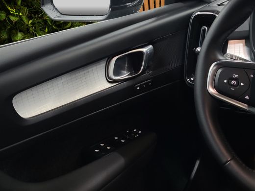 Volvo  XC40 1.5 T5 Recharge Inscription | Camera | Adaptive Cruise | BLIS | elekt. stoelen | Leder | Keyless ActivLease financial lease