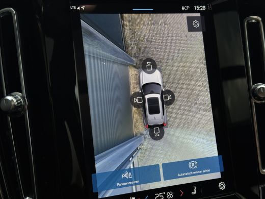 Volvo  XC40 Recharge Ultimate 70 kWh | Audio installatie premium | Cruise control adaptief met Stop&Go en stu... ActivLease financial lease