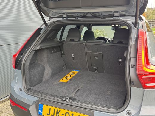 Volvo  XC40 Recharge Ultimate 70 kWh | Audio installatie premium | Cruise control adaptief met Stop&Go en stu... ActivLease financial lease