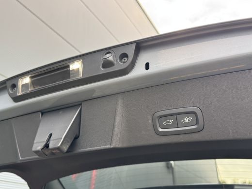 Volvo  XC40 Recharge Ultimate 70 kWh | Audio installatie premium | Cruise control adaptief met Stop&Go en stu... ActivLease financial lease