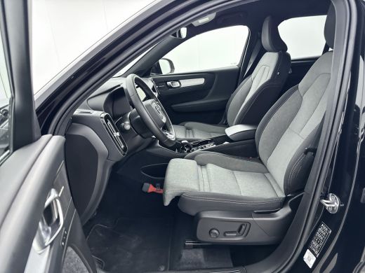 Volvo  XC40 T4 Recharge Plus Bright | 18" | Elektrisch verstelbare stoelen | Trekhaak | Harman Kardon | Adapt... ActivLease financial lease