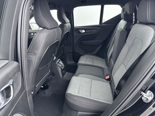 Volvo  XC40 T4 Recharge Plus Bright | 18" | Elektrisch verstelbare stoelen | Trekhaak | Harman Kardon | Adapt... ActivLease financial lease