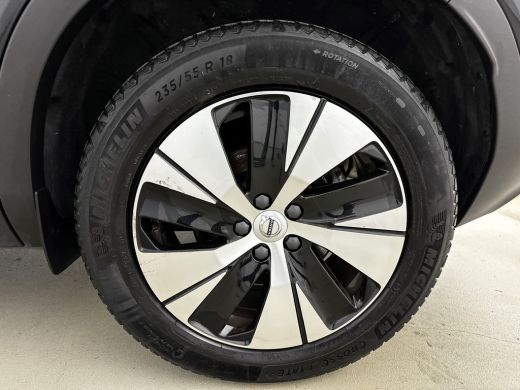 Volvo  XC40 T4 Recharge Plus Bright | 18" | Elektrisch verstelbare stoelen | Trekhaak | Harman Kardon | Adapt... ActivLease financial lease