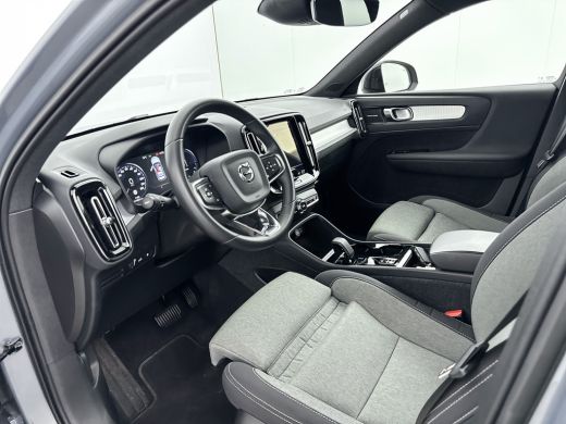 Volvo  XC40 T4 Recharge Plus Dark | 18" | Elektrisch verstelbare stoelen | Harman Kardon | Trekhaak | Adaptie... ActivLease financial lease