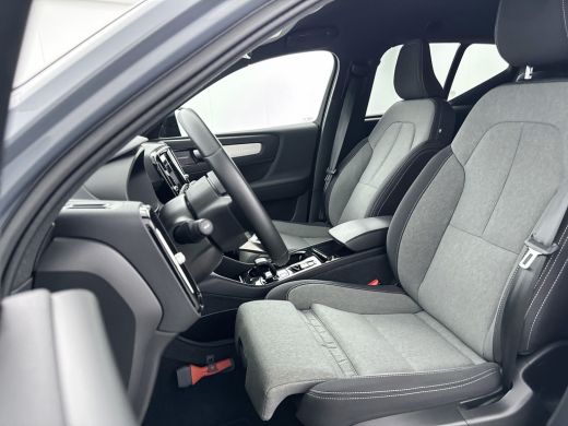 Volvo  XC40 T4 Recharge Plus Dark | 18" | Elektrisch verstelbare stoelen | Harman Kardon | Trekhaak | Adaptie... ActivLease financial lease