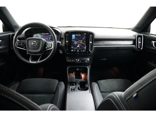 Volvo  XC40 T5 Plus Dark Recharge Plug-In Hybrid 2WD | Trekhaak | PDC V+A en Camera | BLIS | Adaptive cruisco... ActivLease financial lease