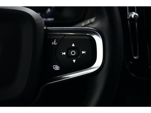 Volvo  XC40 T5 Plus Dark Recharge Plug-In Hybrid 2WD | Trekhaak | PDC V+A en Camera | BLIS | Adaptive cruisco... ActivLease financial lease