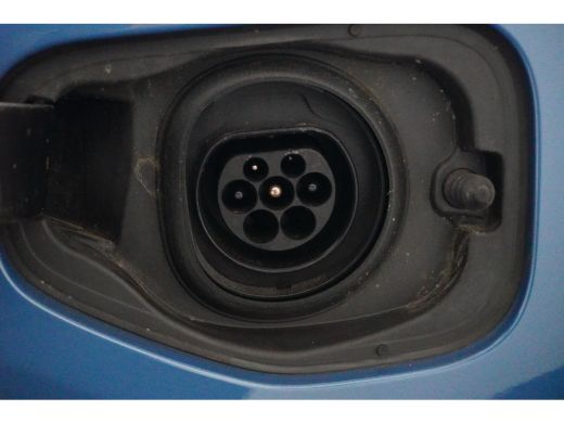 Volvo  XC40 T5 Plus Dark Recharge Plug-In Hybrid 2WD | Trekhaak | PDC V+A en Camera | BLIS | Adaptive cruisco... ActivLease financial lease