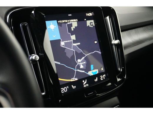 Volvo  XC40 T5 Plus Dark Recharge Plug-In Hybrid 2WD | Trekhaak | PDC V+A en Camera | BLIS | Adaptive cruisco... ActivLease financial lease